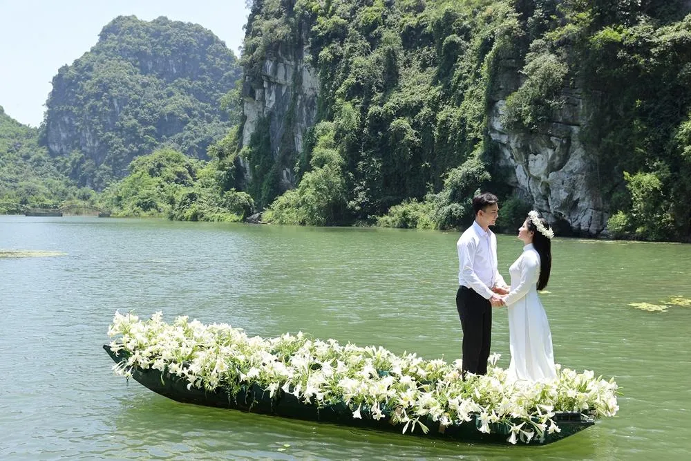 Hình ảnh trong MV. Ảnh: HÒA- DƯƠNG Hình ảnh trong MV. Ảnh: HÒA- DƯƠNG