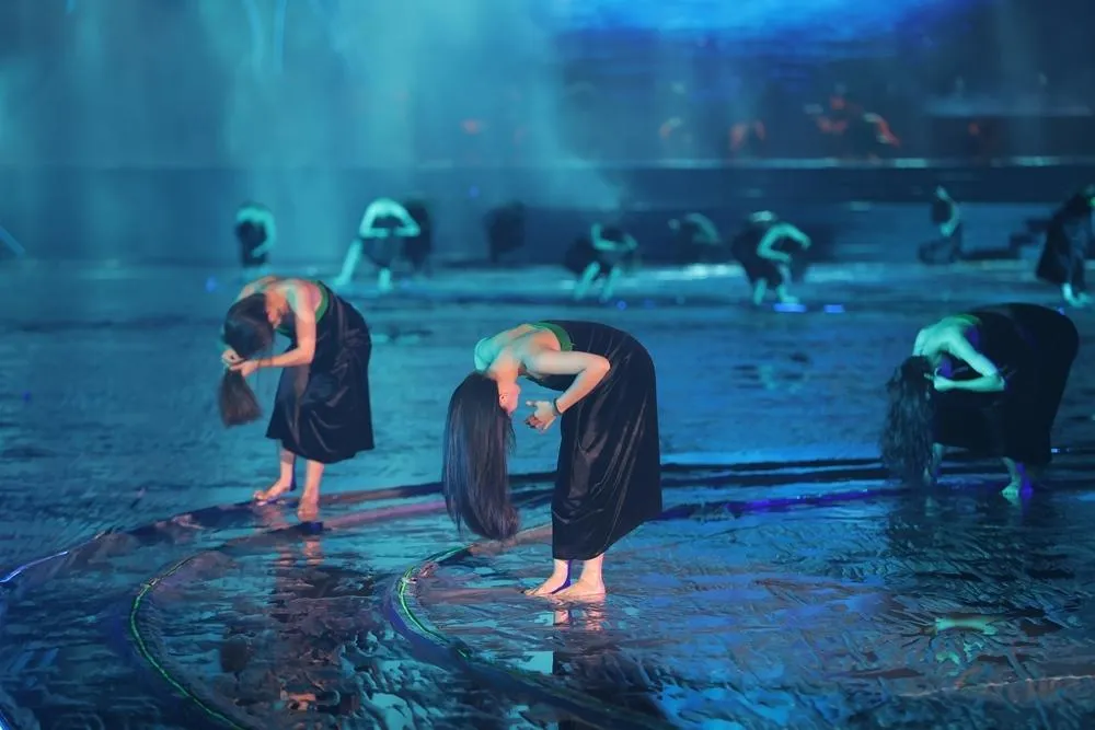 Nhiều hoạt cảnh trong đời sống người dân được đưa vào chương trình