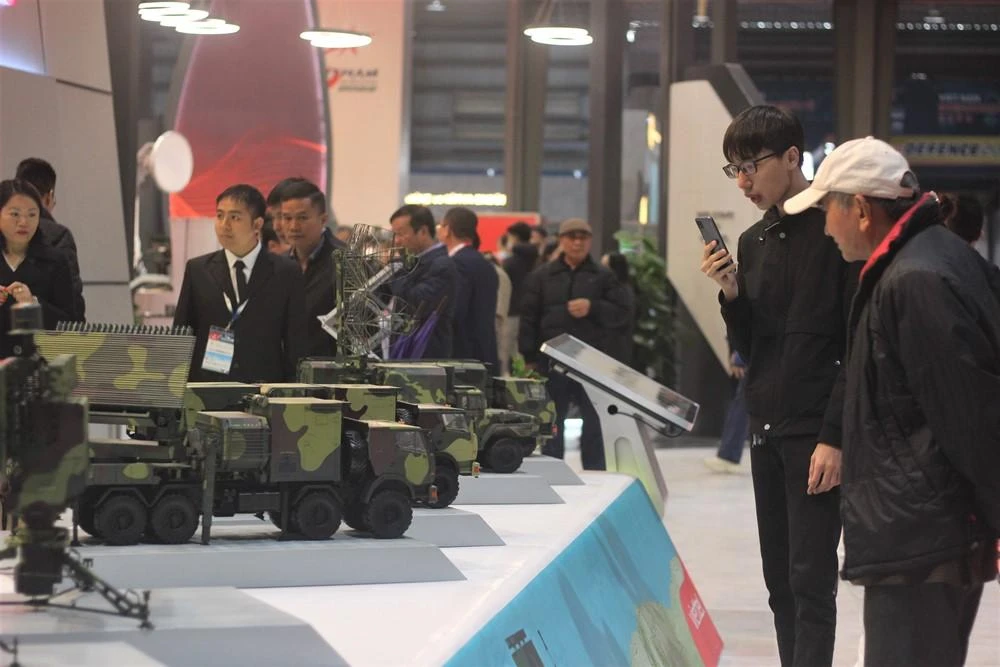 trien-lam-quoc-phong-quoc-te-2022