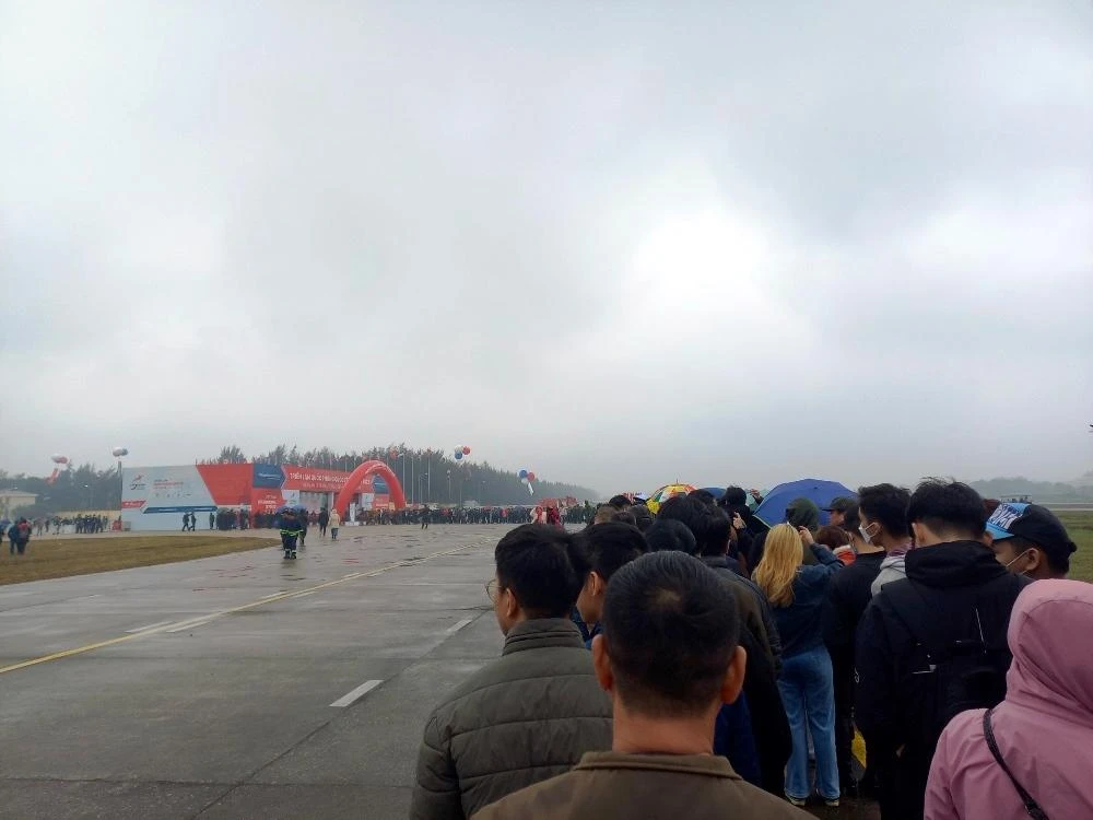 trien-lam-quoc-phong-quoc-te-2022