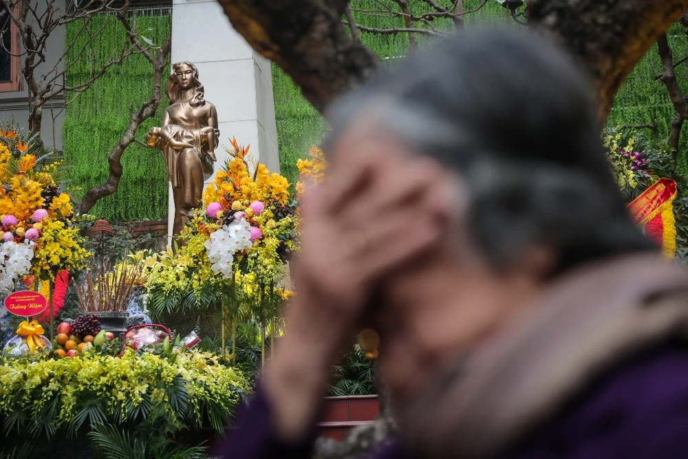 Nhiều năm sau, trong ký ức của nhiều người dân ở Khâm Thiên, nỗi đau vẫn còn chưa nguôi. Ảnh: MINH SƠN