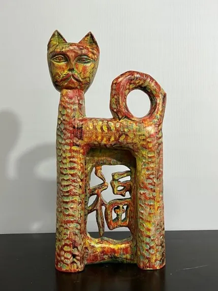 Tác phẩm điêu khắc của nghệ sỹ Lê Ngọc Thuận. Tác phẩm điêu khắc của nghệ sỹ Lê Ngọc Thuận.