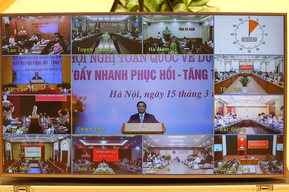 Hội nghị được tổ chức theo hình thức trực tuyến tới 63 tỉnh, thành phố. Ảnh: VGP. Hội nghị được tổ chức theo hình thức trực tuyến tới 63 tỉnh, thành phố. Ảnh: VGP.