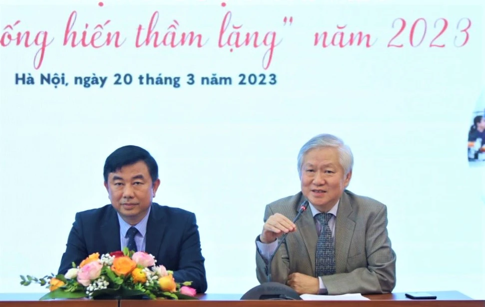 Đại diện BTC trả lời câu hỏi của báo chí. Ảnh: VT