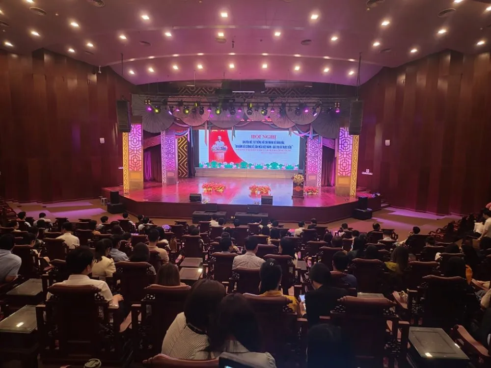 Tại đây đã diễn ra nhiều sự kiện quan trọng của địa phương. Ảnh: Nhà hát dân ca Quan họ Bắc Ninh.