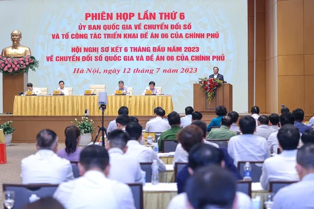 Thủ tướng nêu rõ: Xây dựng, phát triển hệ sinh thái công dân số phải là một nền tảng quan trọng của chuyển đổi số quốc gia. Ảnh: VGP.