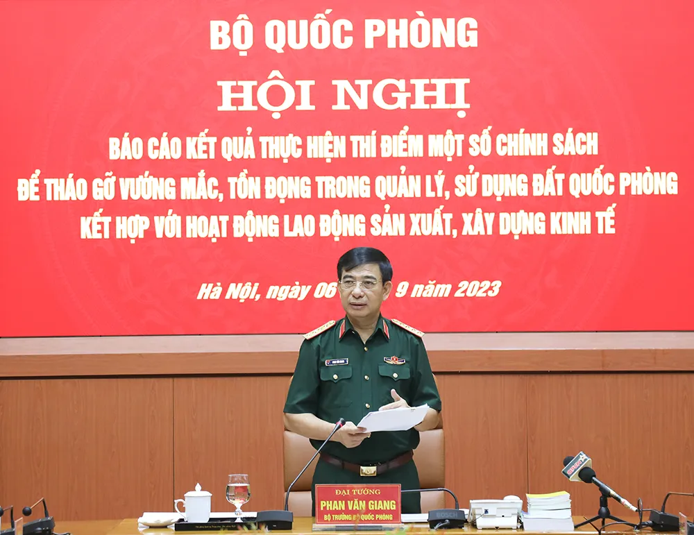 Đại tướng Phan Văn Giang chủ trì hội nghị. Ảnh: MOD. Đại tướng Phan Văn Giang chủ trì hội nghị. Ảnh: MOD.