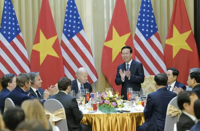 Chủ tịch nước Võ Văn Thưởng chủ trì tiệc chiêu đãi cấp nhà nước chào mừng Tổng thống Joe Biden và Đoàn đại biểu cấp cao Mỹ. Ảnh: VGP. 7f70472854c960eb6a5ec27fd49a1684-16944303799561449906216.jpg