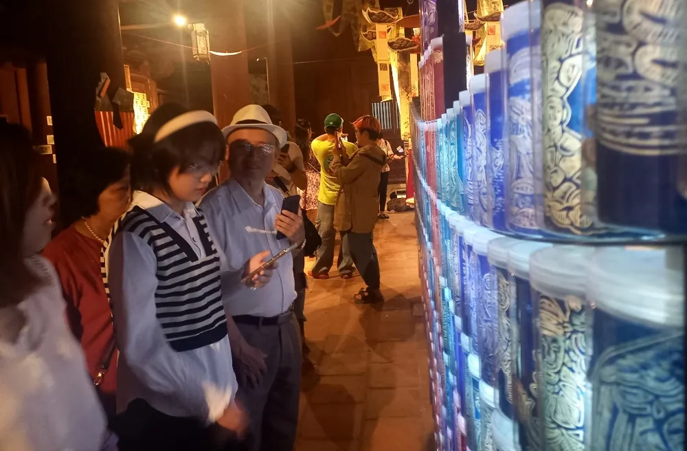 Tất cả nhằm đem lại sự cảm nhận tích cực nhất cho người xem ở mặt thị giác và nội dung nghệ thuật. Ảnh: VT. dong-vong.jpg