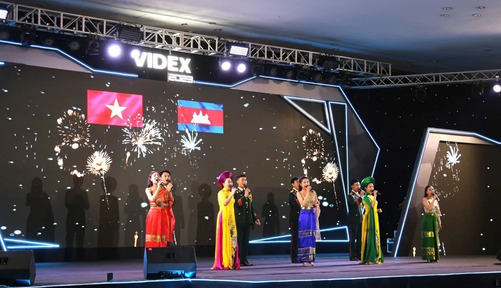 Tại triển lãm đã có nhiều hoạt động góp phần quảng bá văn hóa, đất nước và con người Việt Nam. Ảnh: BTC viet-nam-camphu-chia.jpg