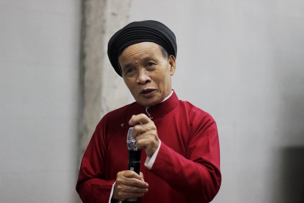 PGS. TS. Bùi Xuân Đính: Người Việt không bốc mộ, không đốt vàng mã | Báo  Pháp Luật TP. Hồ Chí Minh