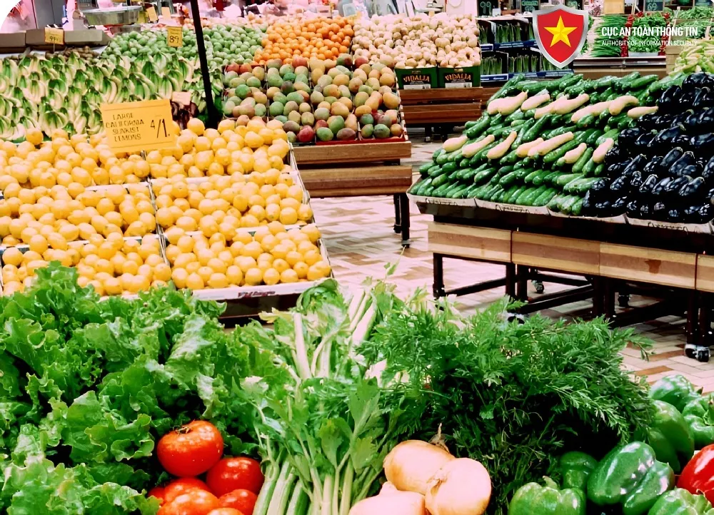 Đối tượng yêu cầu các doanh nghiệp phải trả phí từ 100 - 1.000 USD để đăng ký giấy tờ chứng nhận mã số xuất khẩu sang thị trường Trung Quốc. Ảnh: Cục ATTT. canh-bao-lua-dao-truc-tuyen-mao-danh-lanh-dao-tai-bo-cong-an-goi-dien-doa-bi-thu-chu-tich-xa-5.jpg