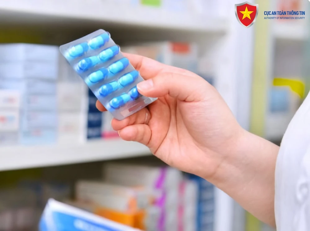 Cục An toàn thông tin cảnh báo hiện tượng các đối tượng giả danh là Thanh tra Sở Y tế thăm hỏi tình hình sức khỏe người bệnh. Ảnh: Cục An toàn thông tin kenh-youtube-cua-do-mixi-va-quang-linh-bi-hack-cuc-an-toan-thong-tin-canh-bao-nguy-co-4.jpg