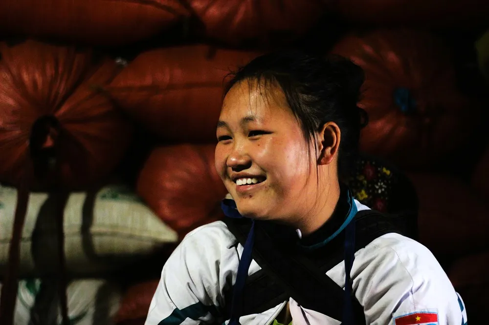 Sau những tiếng ru buồn, giờ đây Sanh đã trở thành thủ lĩnh của sự thay đổi. Ảnh: VIẾT THỊNH. tre-em-sinh-ra-tre-em-ky-uc-buon-ve-tinh-trang-tao-hon-tren-cao-nguyen-da-7.JPG