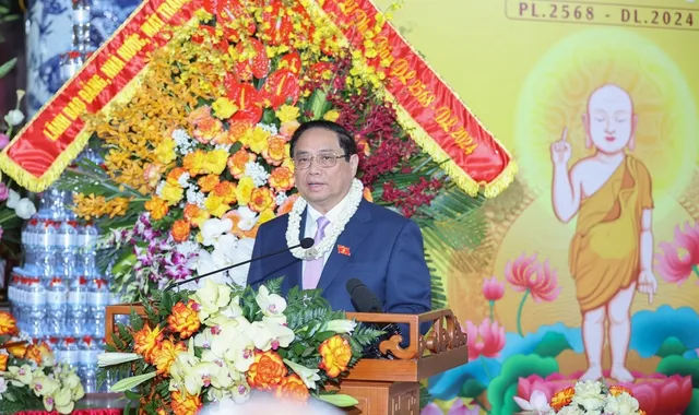 Thủ tướng khẳng định: Với tinh thần "Hộ quốc an dân", Phật giáo luôn đồng hành cùng dân tộc - Ảnh: VGP. thu-tuong-de-nghi-giao-hoi-phat-giao-viet-nam-thuc-hien-phuong-cham-1-day-manh-2-tien-phong-3-trong-tam-2.jpg