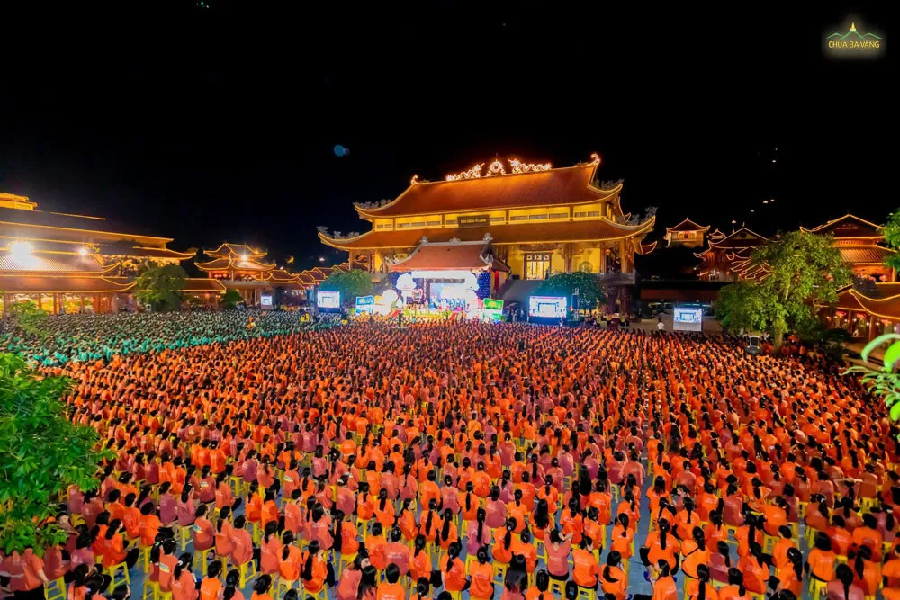 Chùa Ba Vàng tổ chức "Lễ Khai mạc Khóa tu mùa hè chùa Ba Vàng năm 2024". Ảnh: Chùa Ba Vàng. Giáo hội Phật giáo Việt Nam