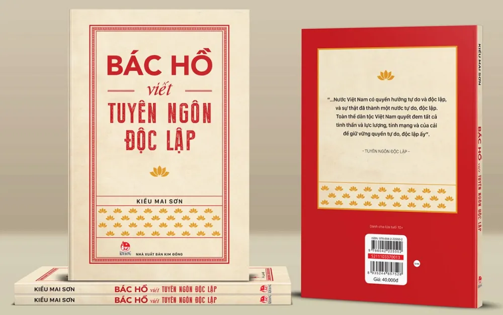 Bác Hồ viết Tuyên ngôn độc lập