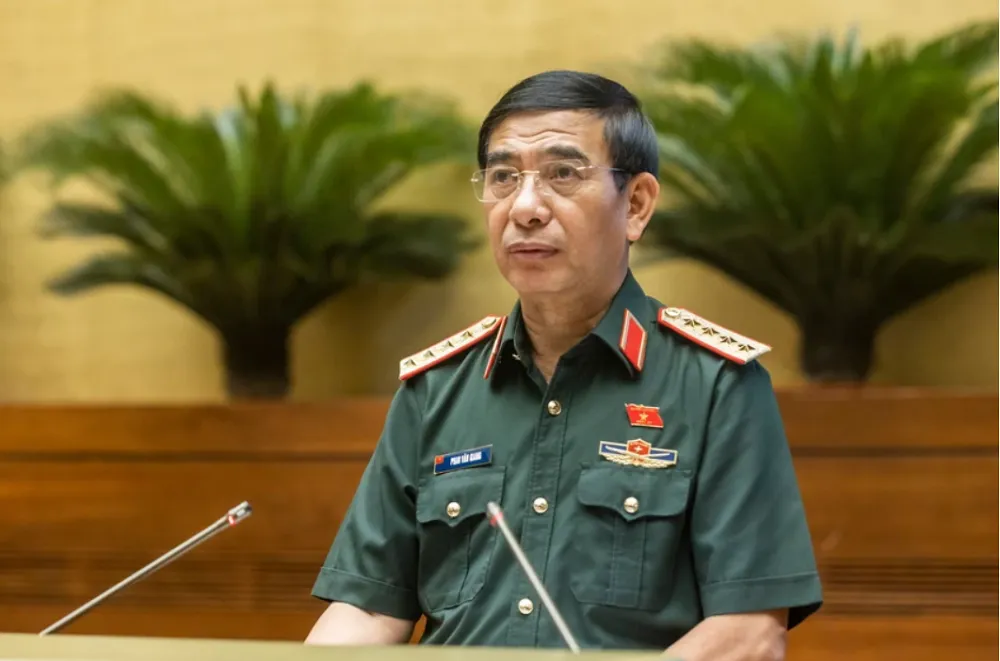 Bộ trưởng Bộ Quốc phòng Phan Văn Giang