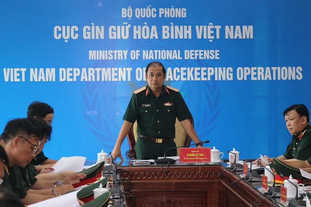 Thượng tướng Phùng Sĩ Tấn