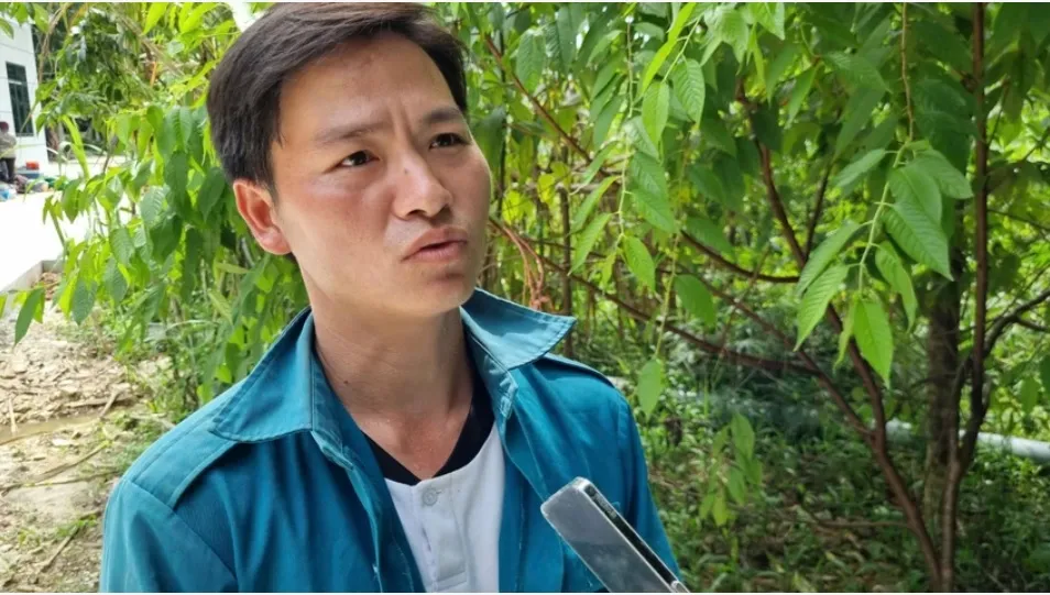 Trưởng thôn Kho Vàng Ma Seo Chứ. Ảnh: THANH TÚ. truong-thon-kho-vang-dua-115-nguoi-den-noi-an-toan-nhan-giai-thanh-nien-song-dep.jpg