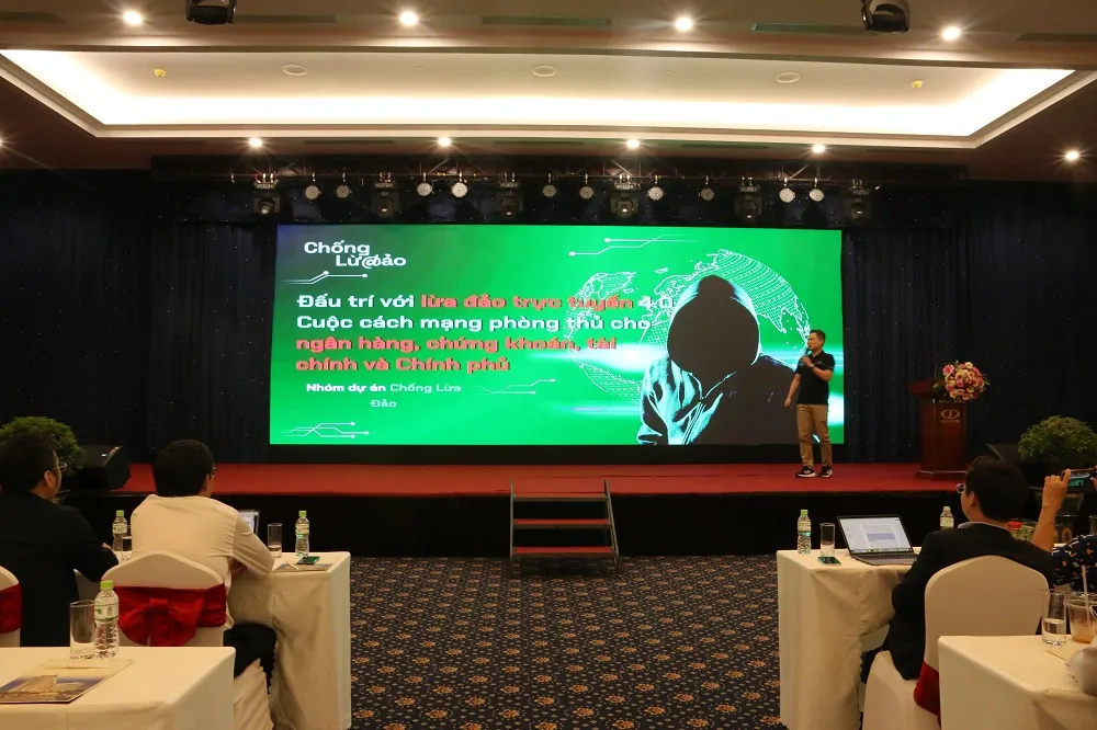 lừa đảo trực tuyến