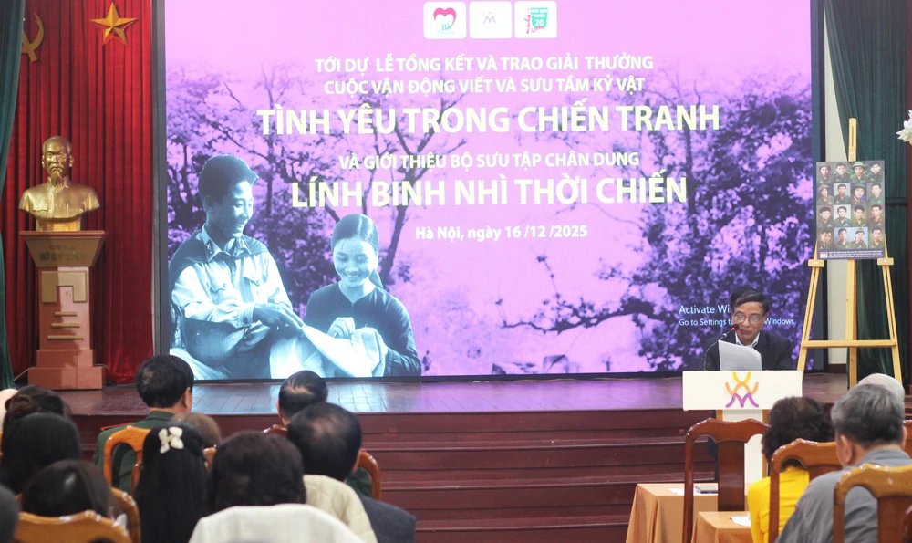 phuc-dung-hang-tram-chan-dung-linh-binh-nhi-thoi-chien.JPG