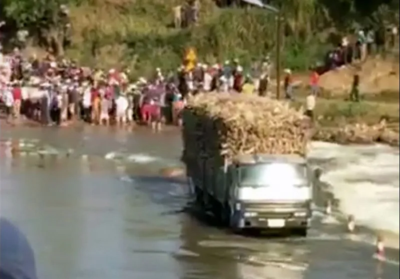 200 triệu giúp gia đình chiến sĩ công an hi sinh ảnh 2