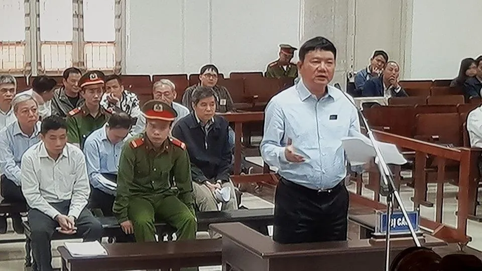 Ông Đinh La Thăng tự bào chữa trong gần 40 phút