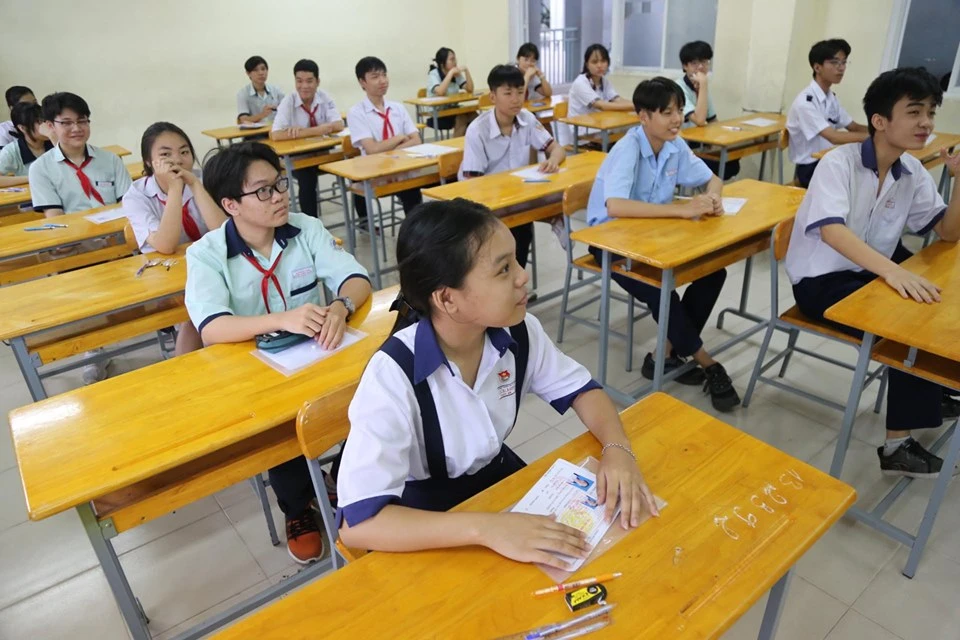 TP.HCM: Hơn 82.000 thí sinh bắt đầu cuộc đua vào lớp 10 ảnh 6 TP.HCM: Hơn 82.000 thí sinh bắt đầu cuộc đua vào lớp 10 ảnh 6