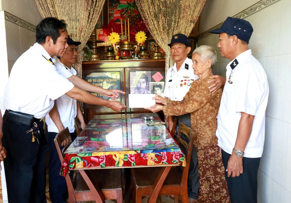 Thương binh Trường Sa tri ân đồng đội ảnh 2