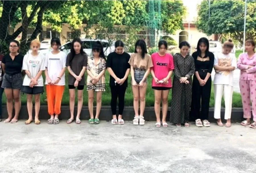 Nhóm người dương tính với ma túy. Ảnh CACC Nhóm người dương tính với ma túy. Ảnh CACC