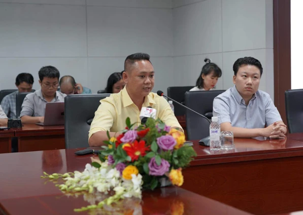 Ông Ngô Quang Trưởng, Đại diện Công ty Cổ phần Giao nhận và Thương mại Quang Châu