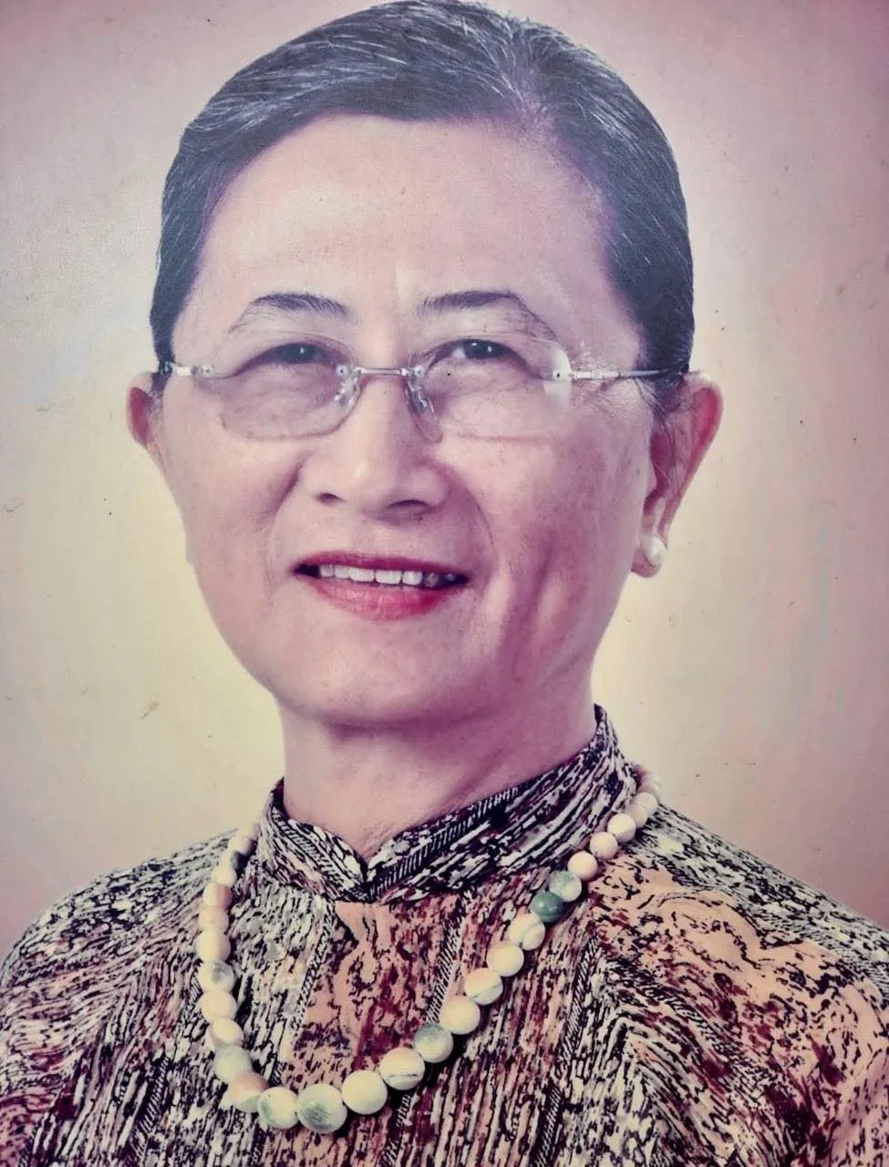 Bà Nguyễn Túy Hạt - Nguyên Tổng biên tập báo Pháp Luật TP.HCM. tin-buon.jpg
