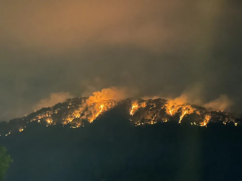 Phủ khắp núi trên đèo Prenn Phủ khắp núi trên đèo Prenn