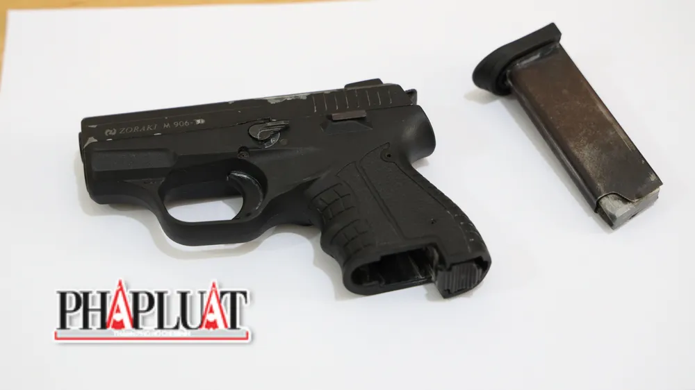 Khẩu súng Lộc giao nộp. Ảnh: VÕ TÙNG Khẩu súng Lộc giao nộp. Ảnh: VÕ TÙNG