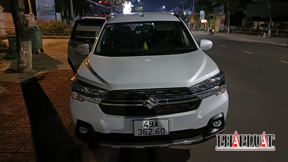 Công an phát hiện thanh niên không có bằng, sử dụng ma túy lái xe. Ảnh: VT Công an phát hiện thanh niên không có bằng, sử dụng ma túy lái xe. Ảnh: VT