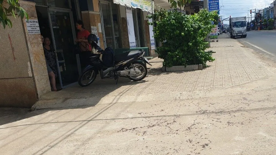 Hiện trường vụ ông Ngô Huệ bị đâm. Ảnh: VT