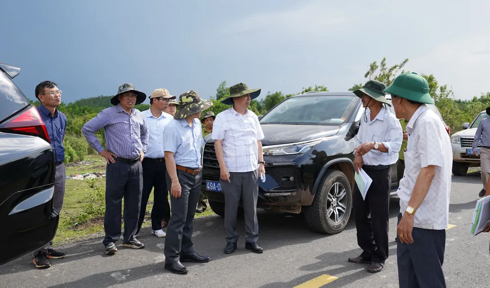 Phó Chủ tịch UBND tỉnh Lâm Đồng khẳng định quyết tâm khởi công cao tốc trước ngày 2-9. Phó Chủ tịch UBND tỉnh Lâm Đồng khẳng định quyết tâm khởi công cao tốc trước ngày 2-9.