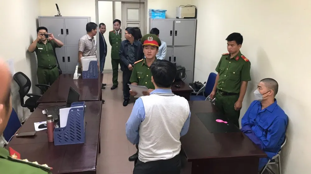 Công an Bảo Lâm bắt Sáng và Châu tại Hà Nội Công an Bảo Lâm bắt Sáng và Châu tại Hà Nội