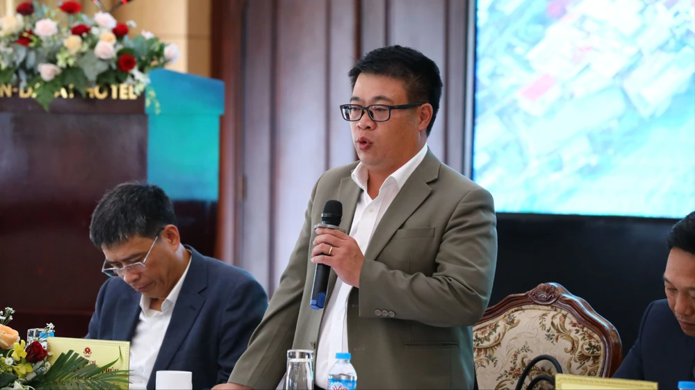 Ông Nguyễn Ngọc Phúc - PCT UBND tỉnh Lâm Đồng phát biểu tại hội thảo sat-5.jpg