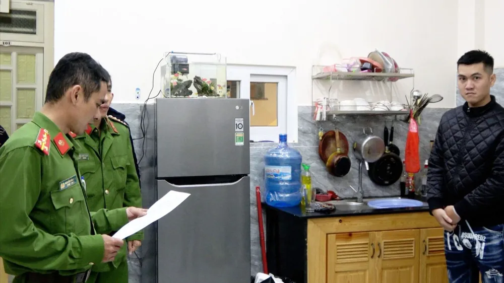Công an Lâm Đồng đấu tranh triệt xoá hoạt động "tín dụng đen". tin-dung-2.jpeg