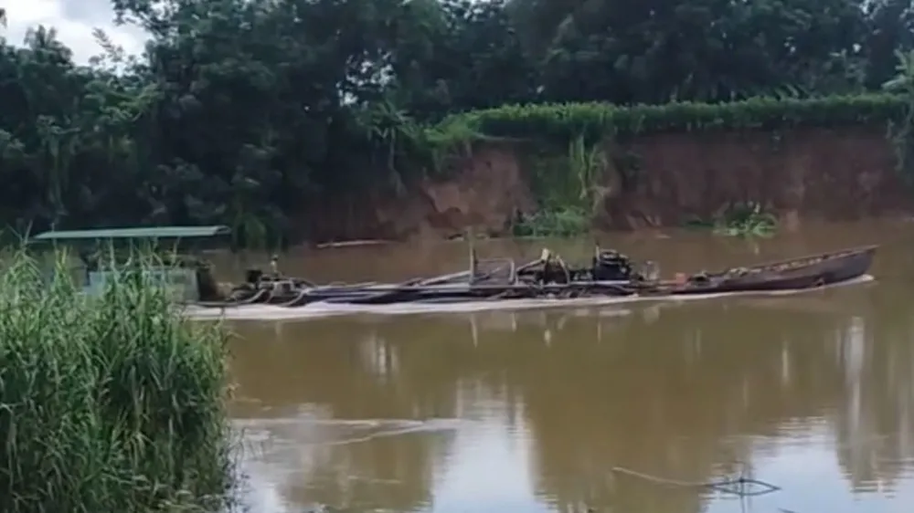 Huyện Cát Tiên chỉ đạo siết chặt khai thác cát trên sông Đồng Nai