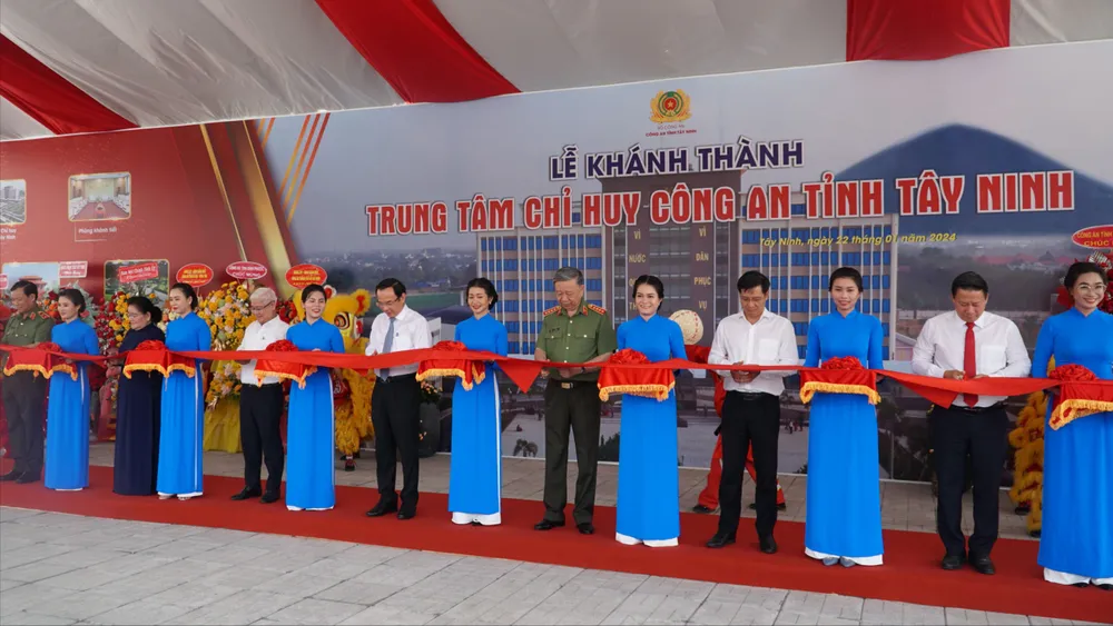 Bộ trưởng Bộ Công an dự Lễ khánh thành Trung tâm chỉ huy Công an tỉnh Tây Ninh