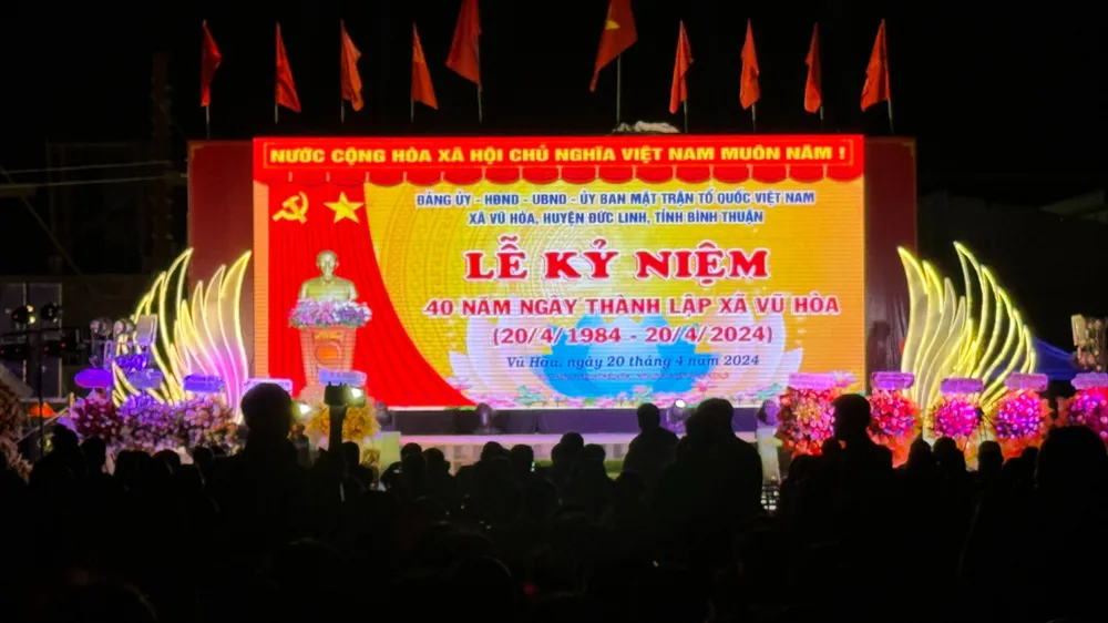 Xã kinh tế mới Vũ Hoà kỷ niệm 40 năm ngày thành lập. Ảnh: VÕ TÙNG Xã hình thành hoàn toàn từ kinh tế mới tròn 40 năm tuổi