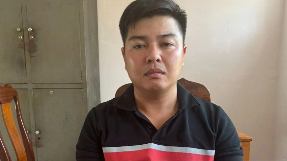 Ngô Phúc Thịnh tại công an huyện Đạ Huoai. Ảnh: VT huyen-da-huoai-11.jpg