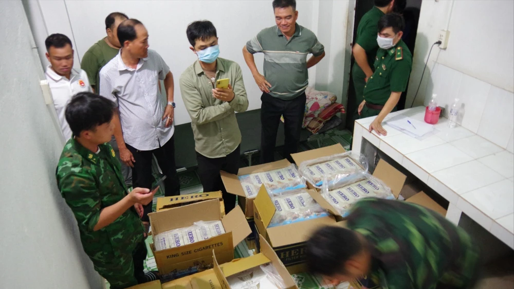 BĐBP phá đường dây vận chuyển, tàng trữ và mua bán thuốc lá lậu. thuoc-la-1.jpg