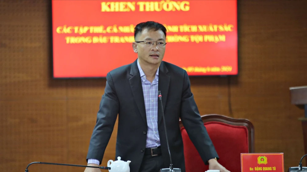 Chủ tịch UBND TP Đà Lạt biểu dương thành tích của các cá nhân trong công tác phòng chống tội phạm ubnd-tp-da-lat.jpg