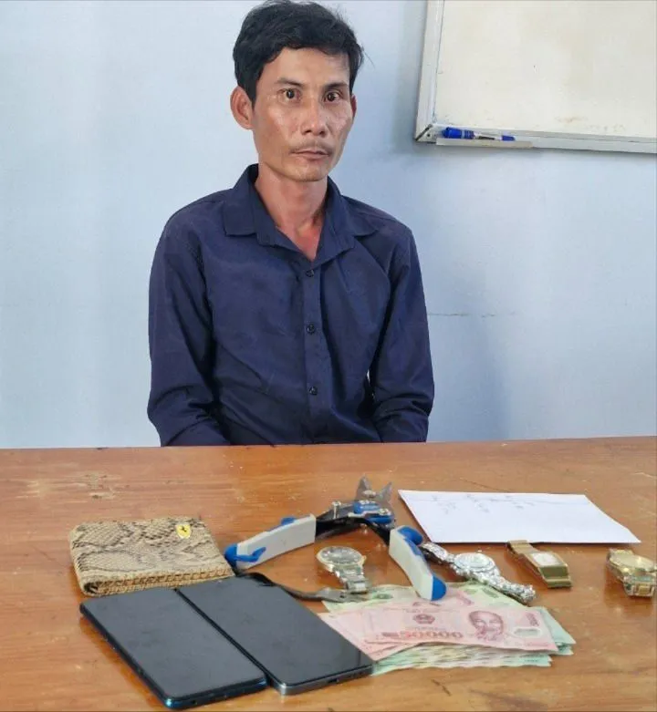 Phước đột nhập nhà dân trộm vàng để bán lấy tiền đánh bạc. Ảnh: VT Thiếu tiền đánh bạc, đột nhập nhà dân trộm vàng