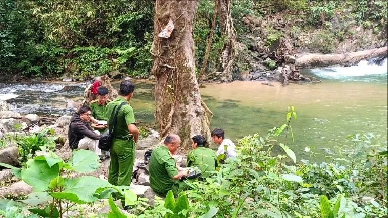 Từ Đồng Nai và Bình Phước lên Lâm Đồng tắm suối, 1 thanh niên bị đuối nước