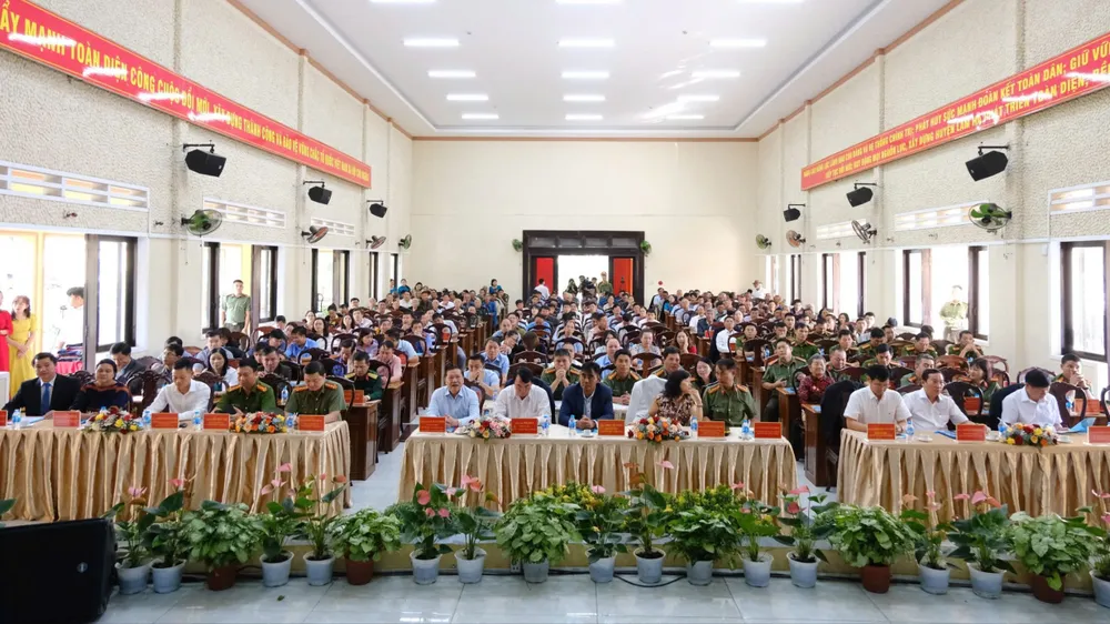 Ngày hội toàn dân bảo vệ an ninh Tổ quốc điểm được tổ chức tại huyện Lâm Hà. an-ninh-to-quoc-44.jpg
